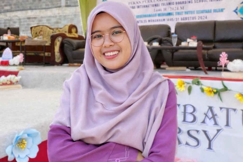 Usth. Cindy Kurnia Febryanti
